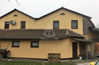 Production - administrative building with shop for sale in Komárno