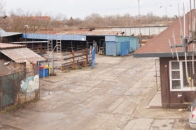 Podnikateľský objekt na predaj, Komárno