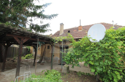 An older family house in the Workers Quarter in Komárno