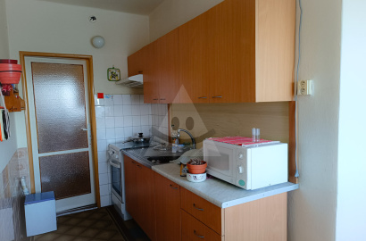 Veľký 2 izbový byt na ul. Rákócziho v Komárne