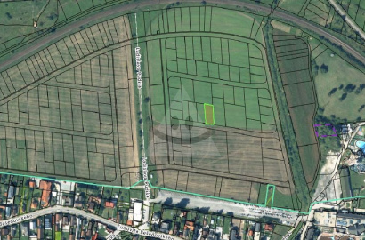 Pozemok pre rodinné domy na predaj, Bešeňová