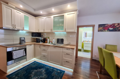 A spacious 3-room apartment for sale in Komárno