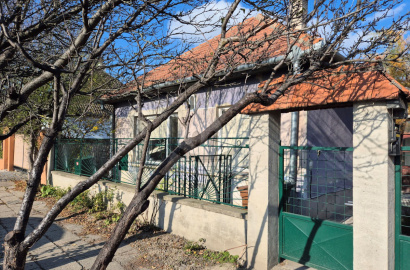 Na predaj 3 izbový rodinný dom v Kolárove