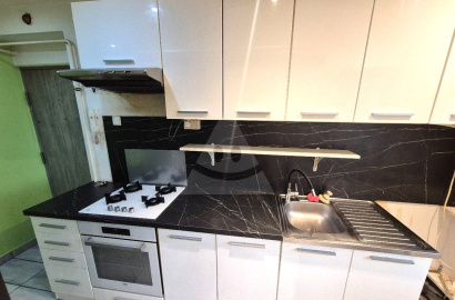 Renovated 3-room brick apartment in a quiet location in Komárno