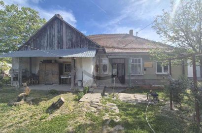 Rodinný dom s garážou v Martovciach na predaj